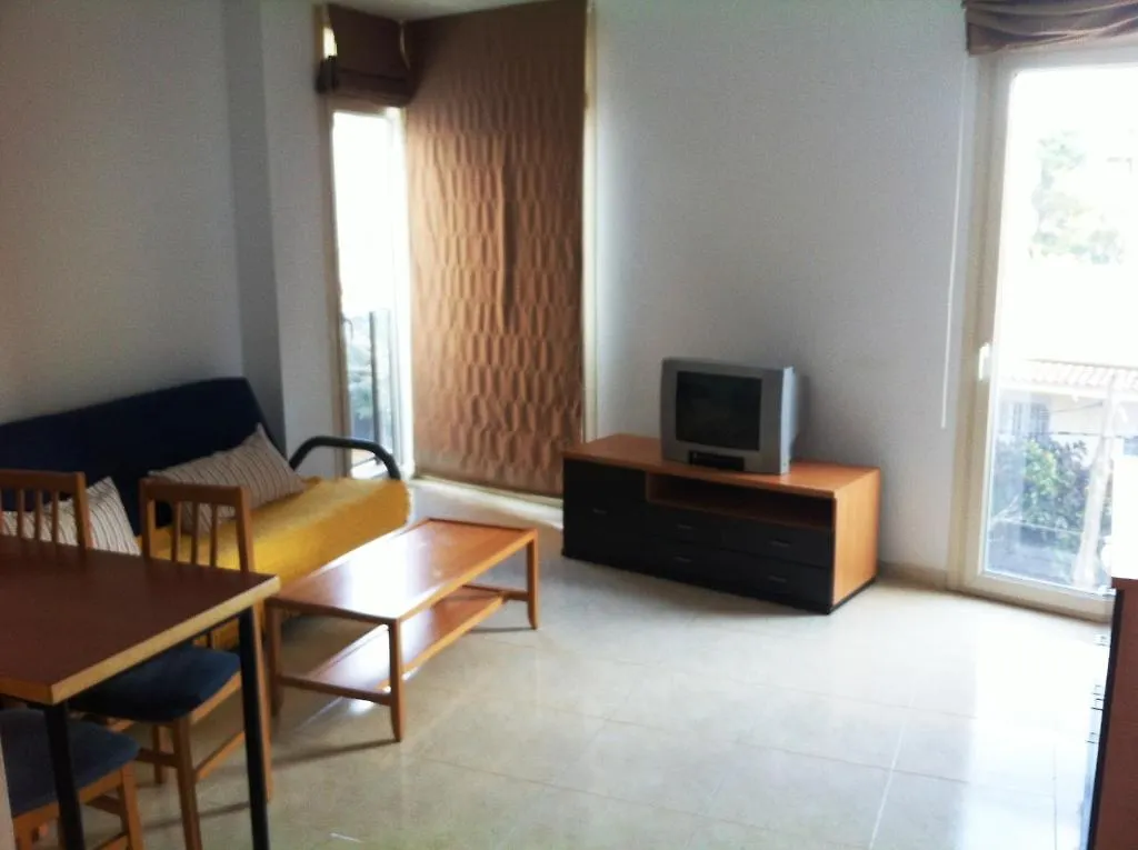Apartaments Ar Family Martribuna Lloret de Mar 0*,  Spagna
